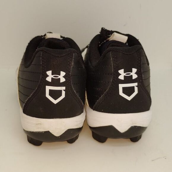 Under Armour Leadoff Softball Girls Pre-owned Black & White Cleats - sz. 4Y - Picture 5 of 7